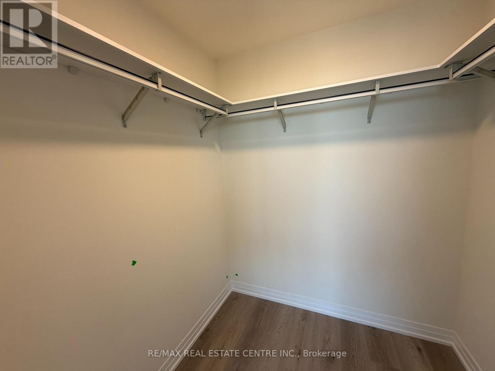 2108 - 15 Watergarden Drive, Mississauga, Ontario  L5R 0H4 - Photo 7 - W12727174