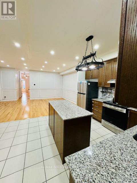 132 Agava Street, Brampton, Ontario  L7A 4S1 - Photo 6 - W12727182