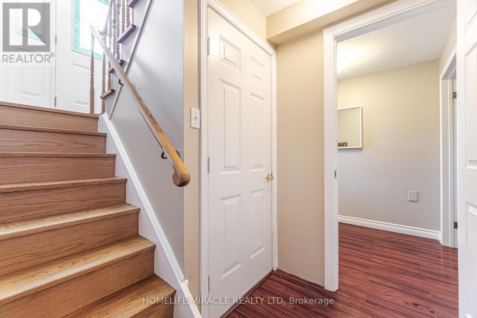 56 Norbert Road, Brampton, Ontario  L6Y 2K1 - Photo 5 - W12727192