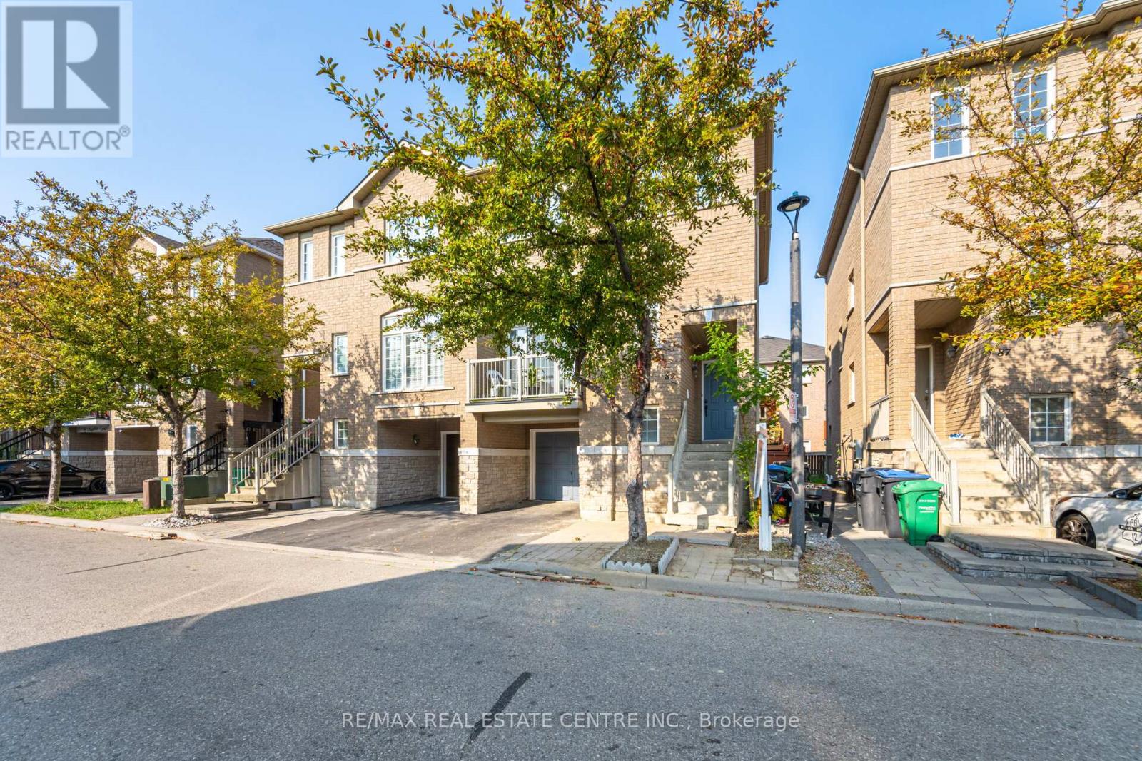 89 - 7155 Magistrate Terrace, Mississauga, Ontario  L5W 1Y8 - Photo 2 - W12727194