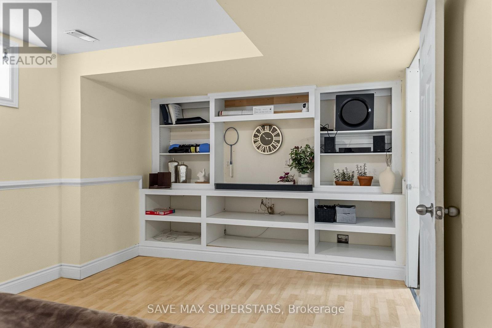 54 Gore Drive, Barrie, Ontario  L4N 5R5 - Photo 39 - S12720996