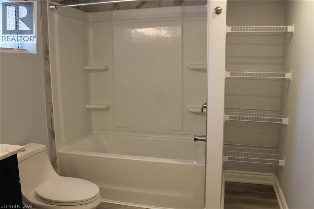 191 East 25th Street Unit# B, Hamilton, Ontario  L8V 3A4 - Photo 14 - 40800542