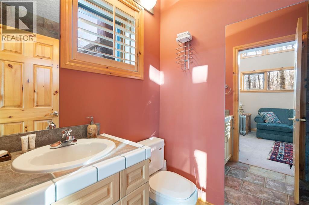 3 Woodlands Estates Crescent, Rural Rocky View County, Alberta  T3R 1H1 - Photo 14 - A2277908