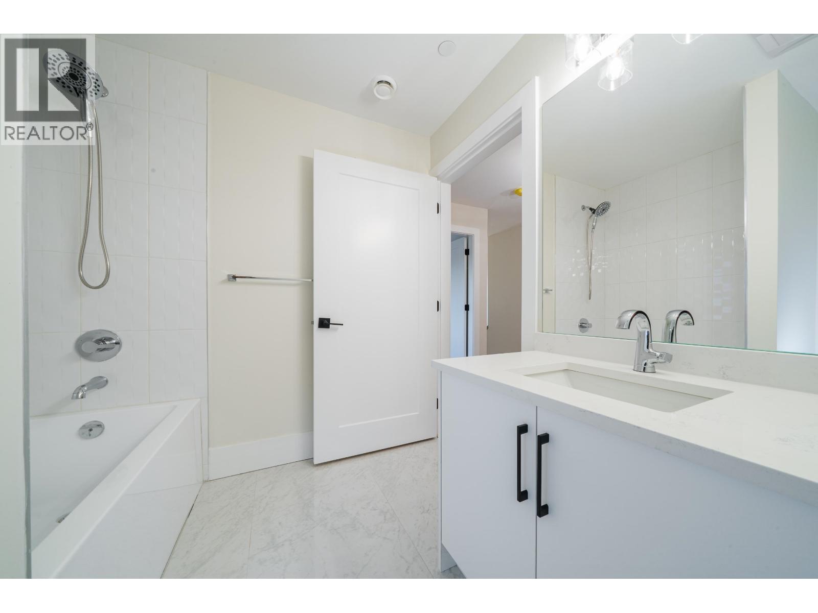 970 Park Drive, Vancouver, British Columbia V6P 2J4 - Photo 25 - R3082311