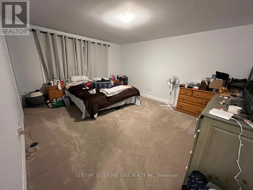 51 Corley Street, Kawartha Lakes, Ontario  K9V 6K2 - Photo 12 - X12714878