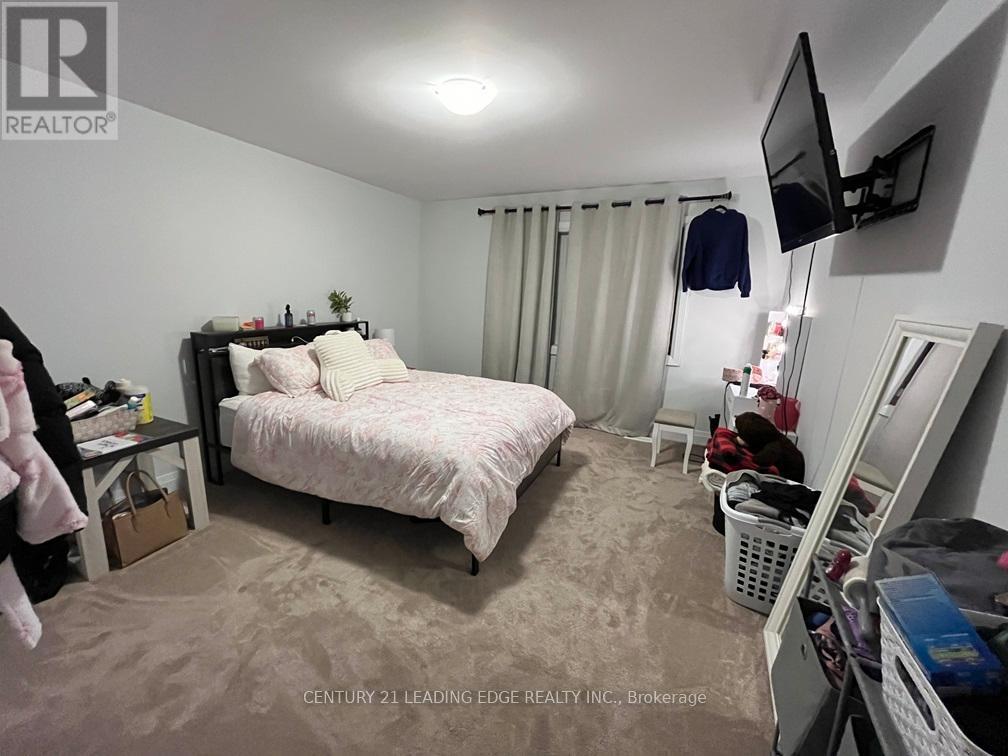 51 Corley Street, Kawartha Lakes, Ontario  K9V 6K2 - Photo 13 - X12714878