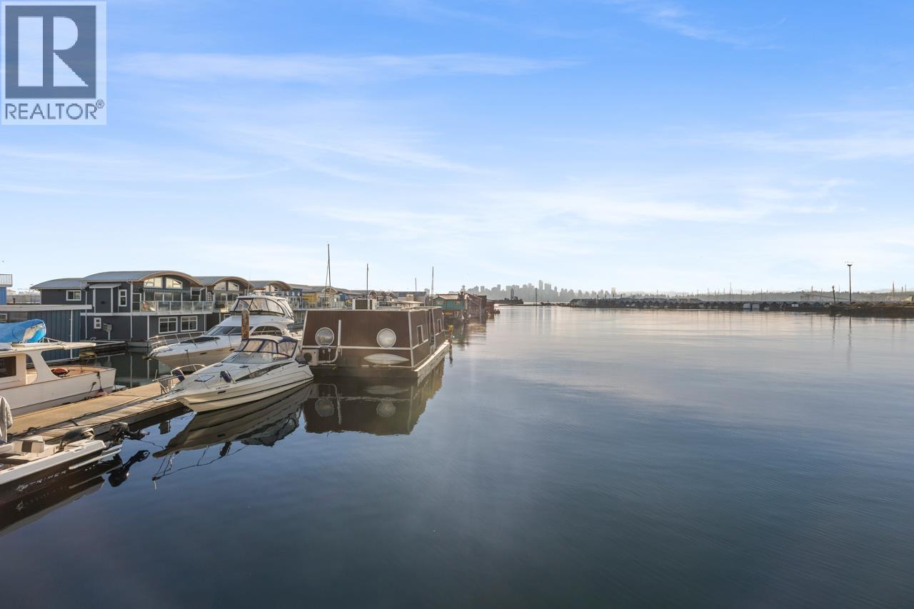 20 415 W Esplanade, North Vancouver, British Columbia  V7M 1A6 - Photo 22 - R3082828