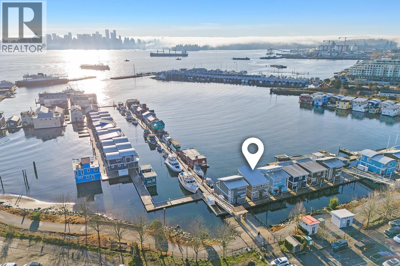 20 415 W Esplanade, North Vancouver, British Columbia  V7M 1A6 - Photo 24 - R3082828