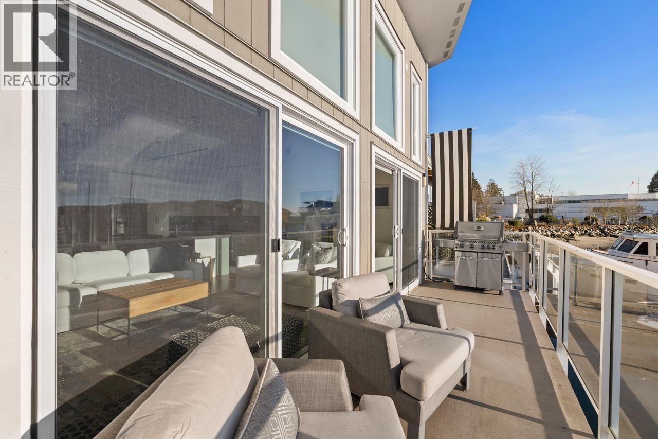 20 415 W Esplanade, North Vancouver, British Columbia  V7M 1A6 - Photo 5 - R3082828