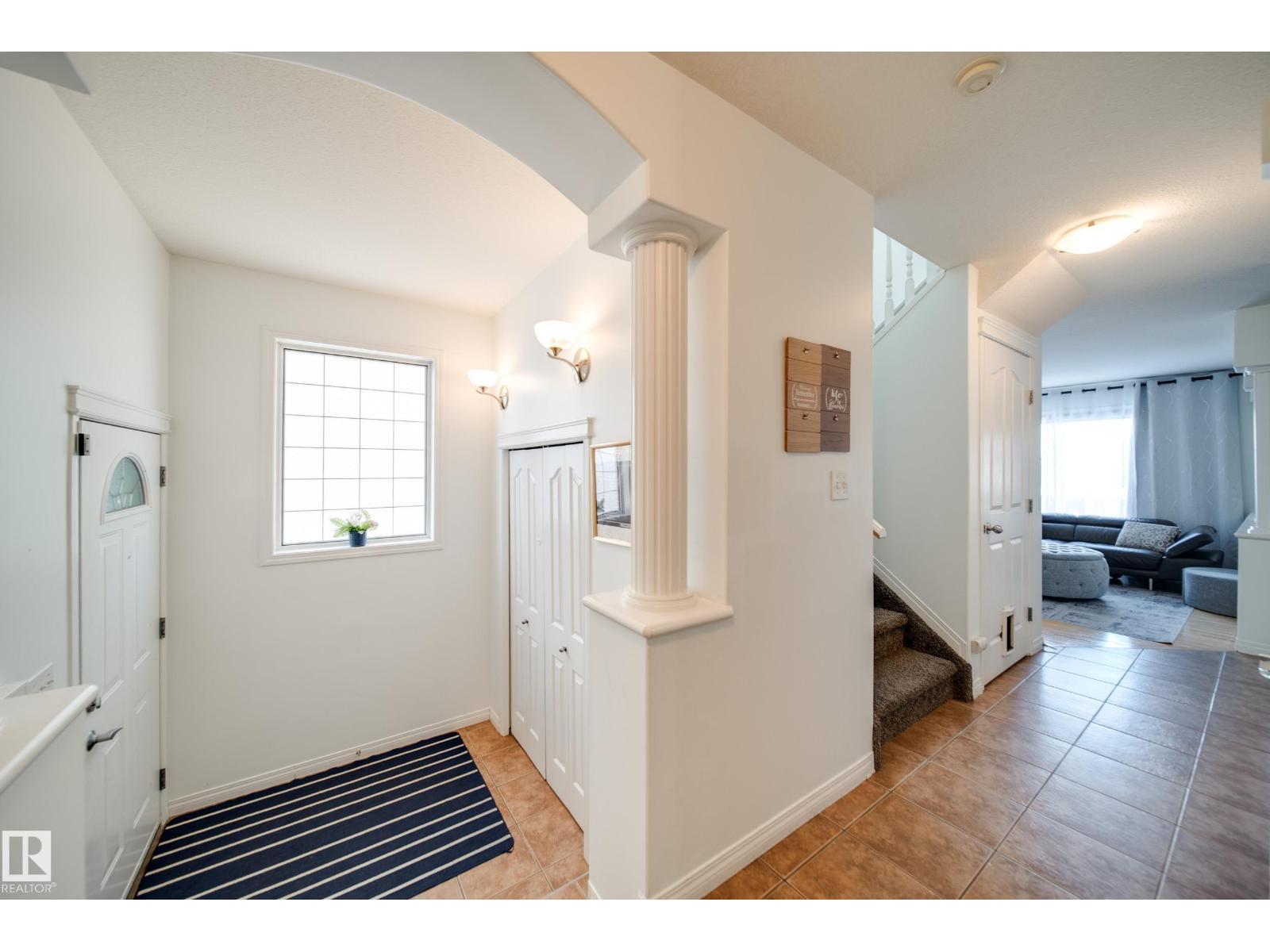 3716 160a Av Nw, Edmonton, Alberta  T5Y 3G1 - Photo 7 - E4470993