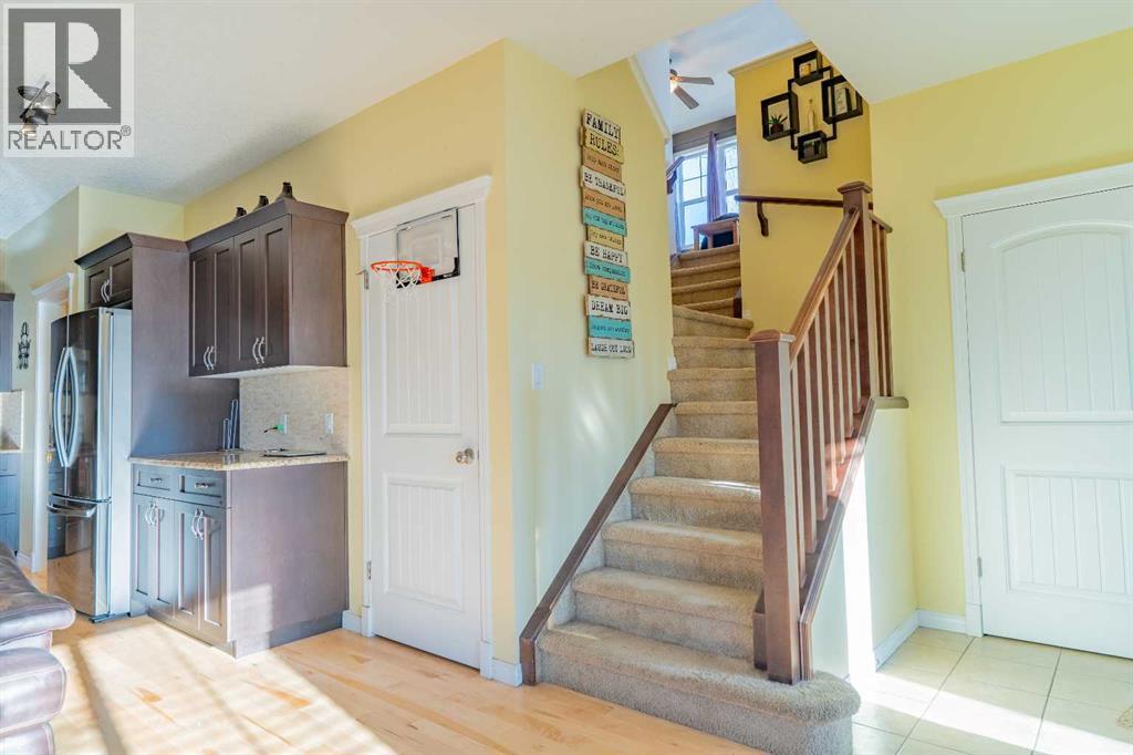 142 West Pointe Circle, Cochrane, Alberta  T4C 0C2 - Photo 35 - A2281503