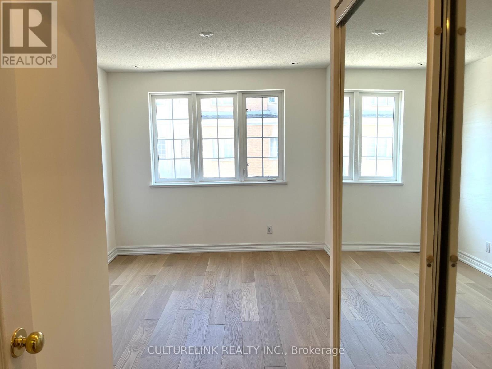 1502 - 28 Sommerset Way E, Toronto, Ontario  M2N 6W7 - Photo 11 - C12727226