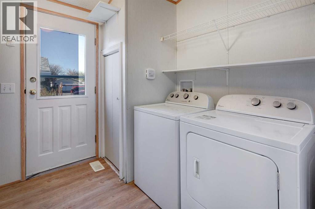 818 Briarwood Road, Strathmore, Alberta  T1P 1E2 - Photo 22 - A2266163