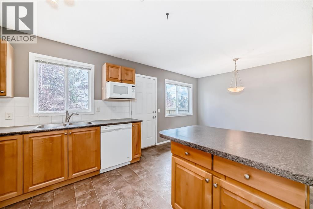 252 Stonemere Place, Chestermere, Alberta  T1X 1N0 - Photo 15 - A2278974