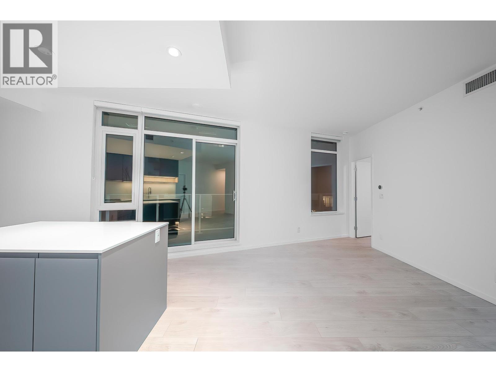 1106 6200 Minoru Boulevard, Richmond, British Columbia  V6Y 0M9 - Photo 6 - R3081474