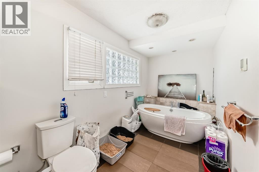 176 Hendon Drive Nw, Calgary, Alberta  T2K 1Z1 - Photo 22 - A2281337