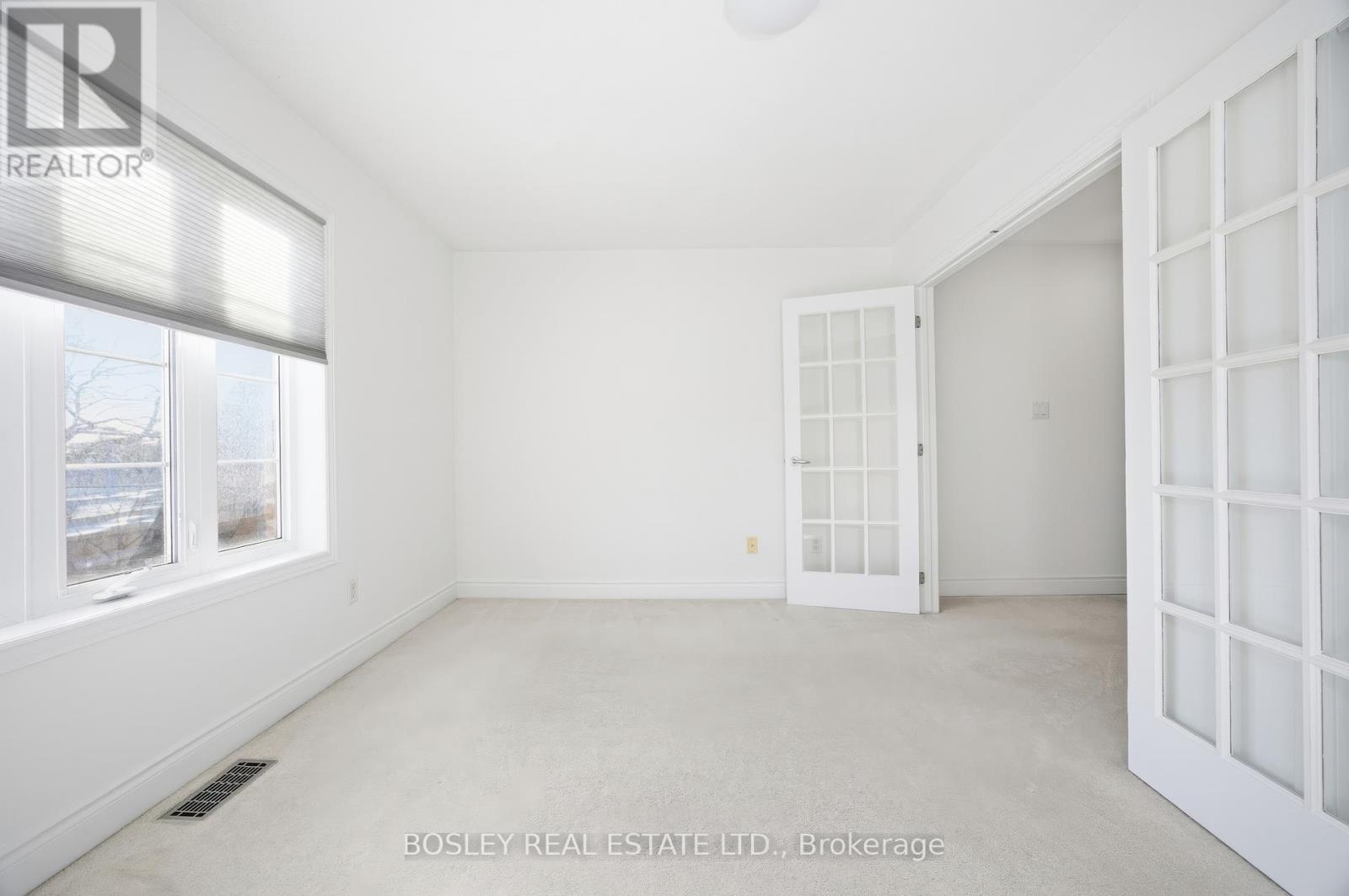 10 Mendota Road, Toronto, Ontario  M8Y 1E8 - Photo 21 - W12727204