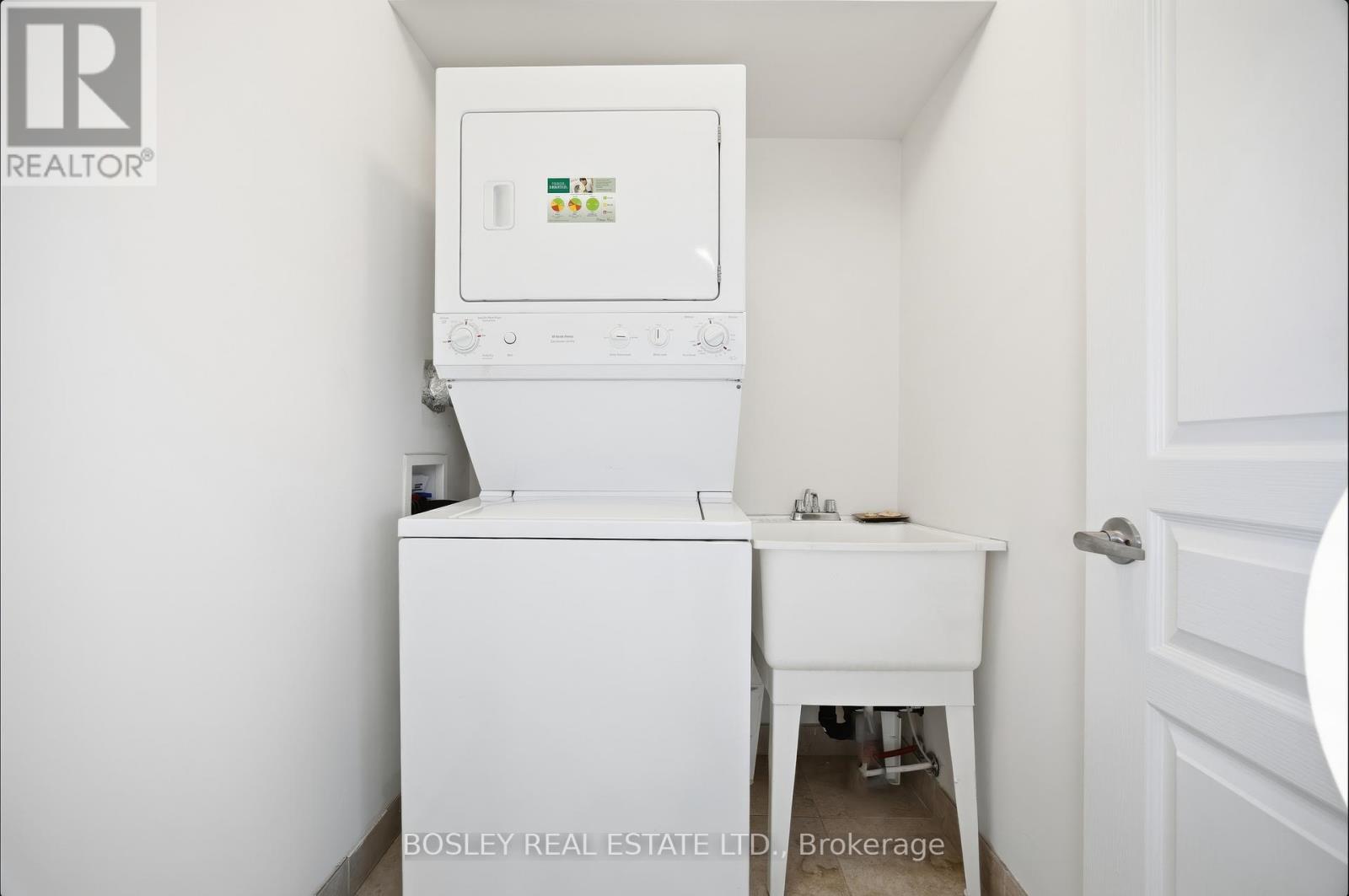 10 Mendota Road, Toronto, Ontario  M8Y 1E8 - Photo 25 - W12727204