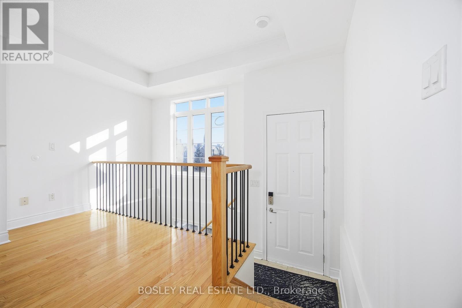 10 Mendota Road, Toronto, Ontario  M8Y 1E8 - Photo 3 - W12727204