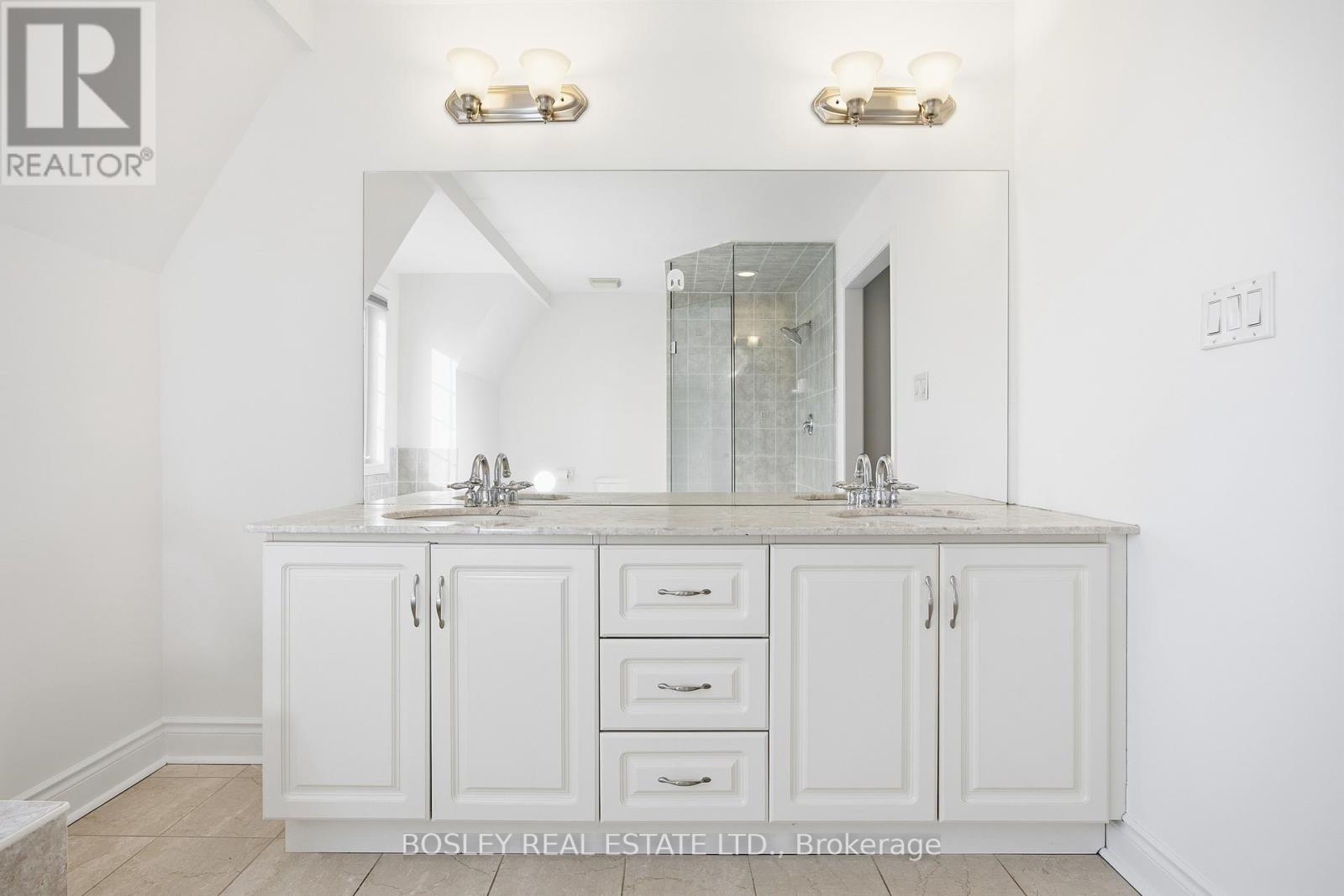 10 Mendota Road, Toronto, Ontario  M8Y 1E8 - Photo 30 - W12727204