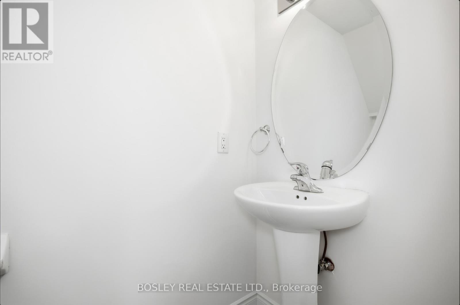 10 Mendota Road, Toronto, Ontario  M8Y 1E8 - Photo 38 - W12727204