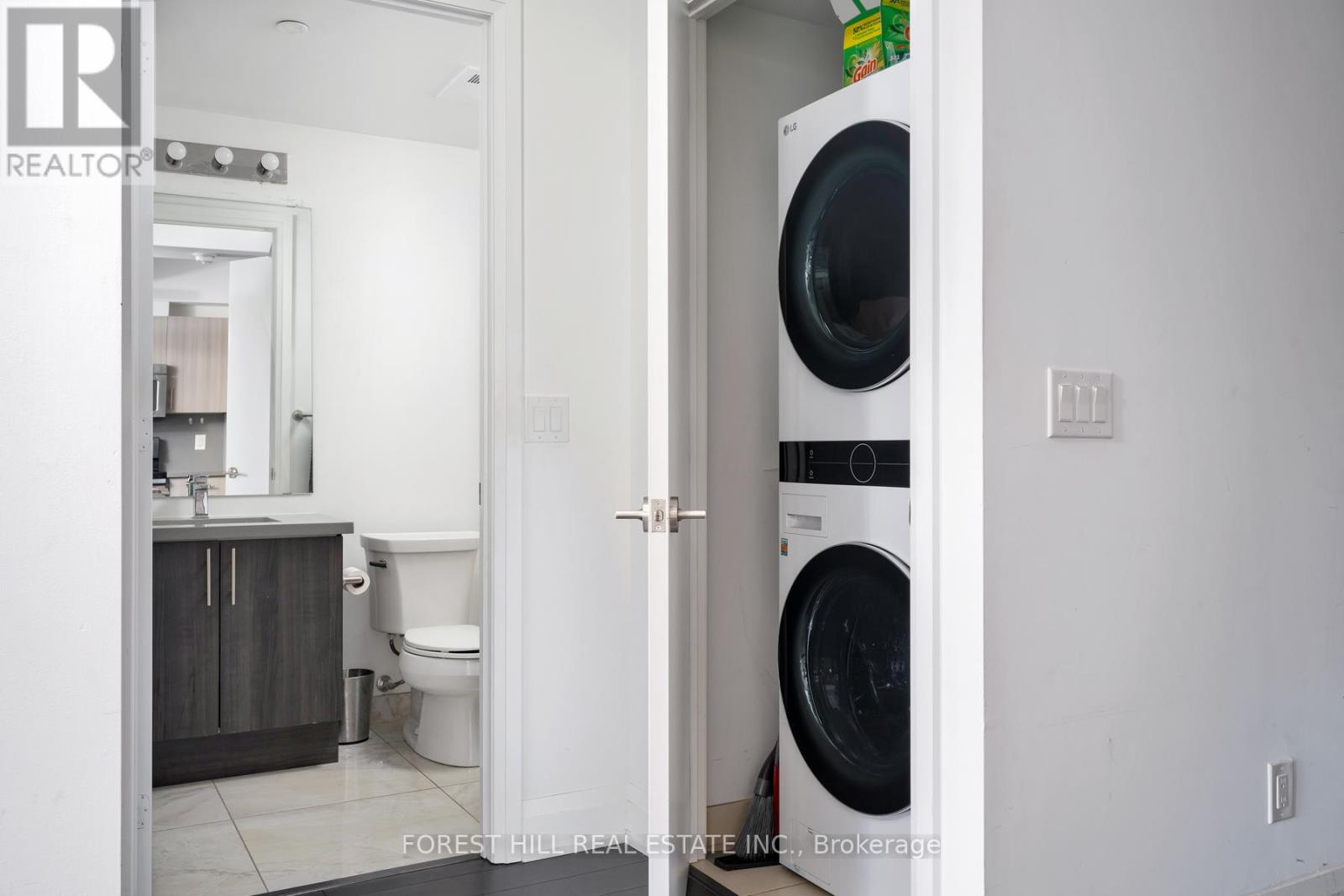 704 - 16 Mcadam Avenue, Toronto, Ontario  M6A 0B9 - Photo 13 - W12727214