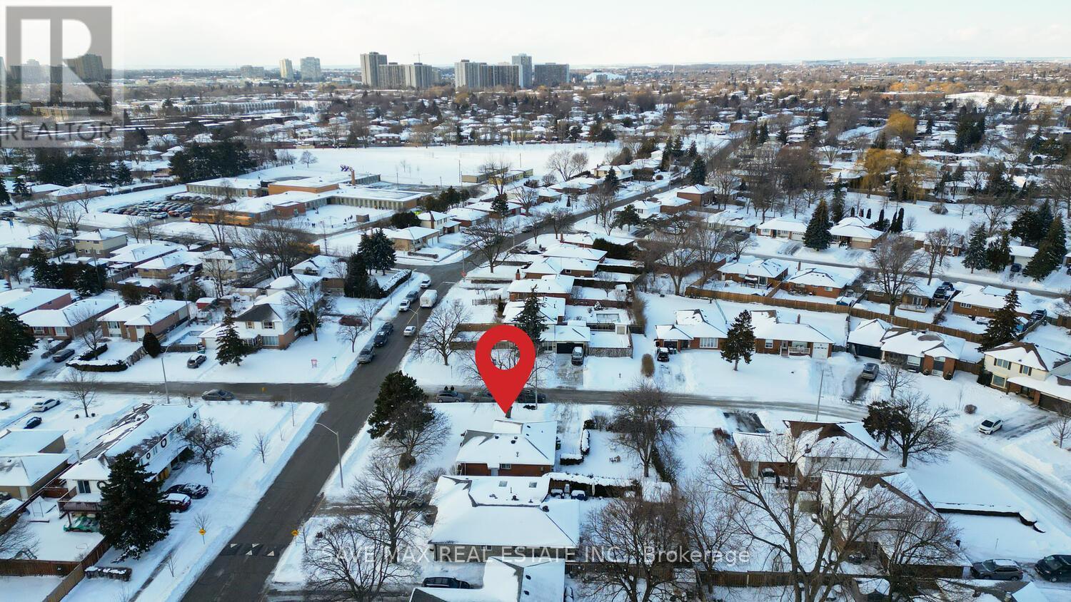 41 Duncannon Crescent, Brampton, Ontario  L6T 3E9 - Photo 5 - W12727216