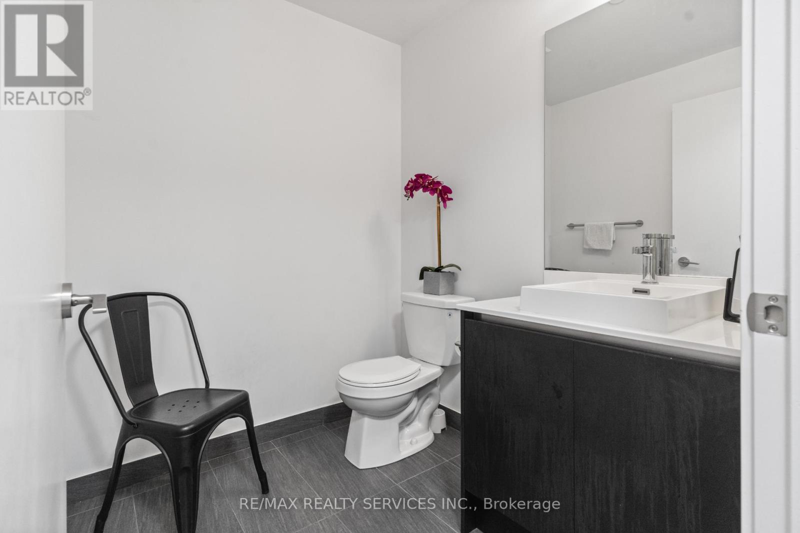 115 - 251 Manitoba Street, Toronto, Ontario  M8Y 0A7 - Photo 18 - W12727228