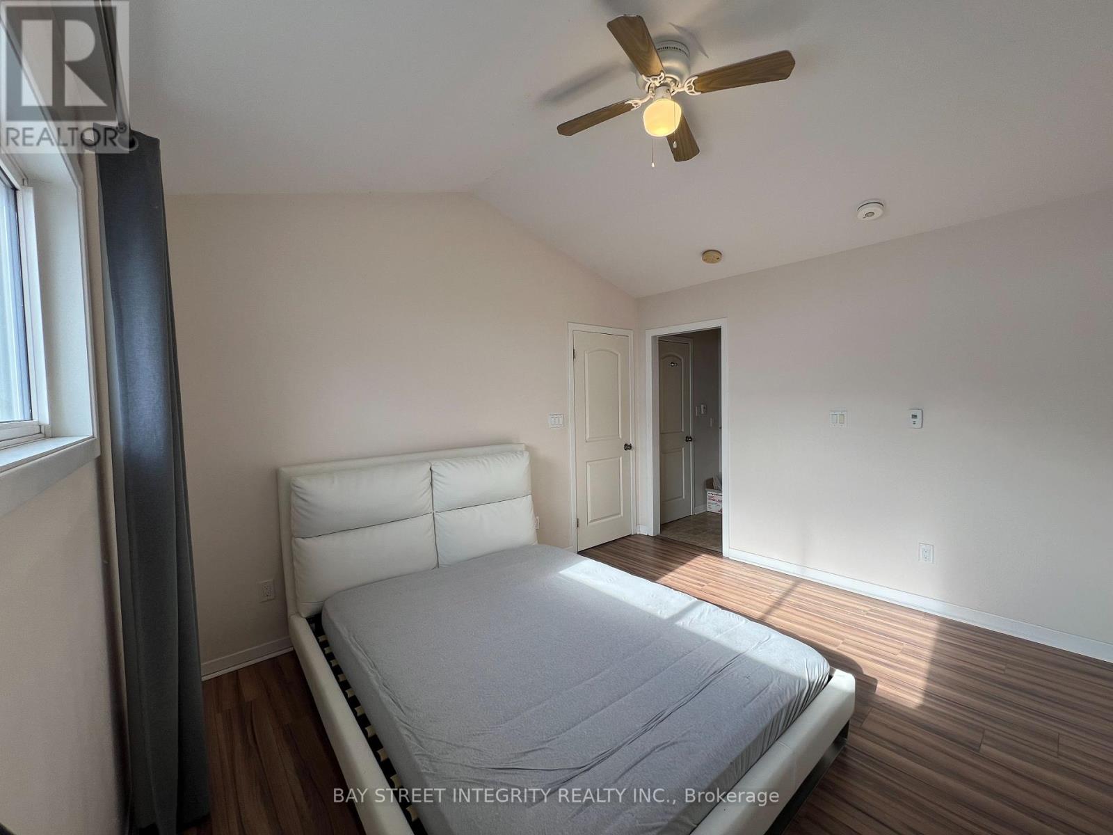 2 - 1339 Pinegrove Road, Oakville, Ontario  L6L 2X2 - Photo 15 - W12727232