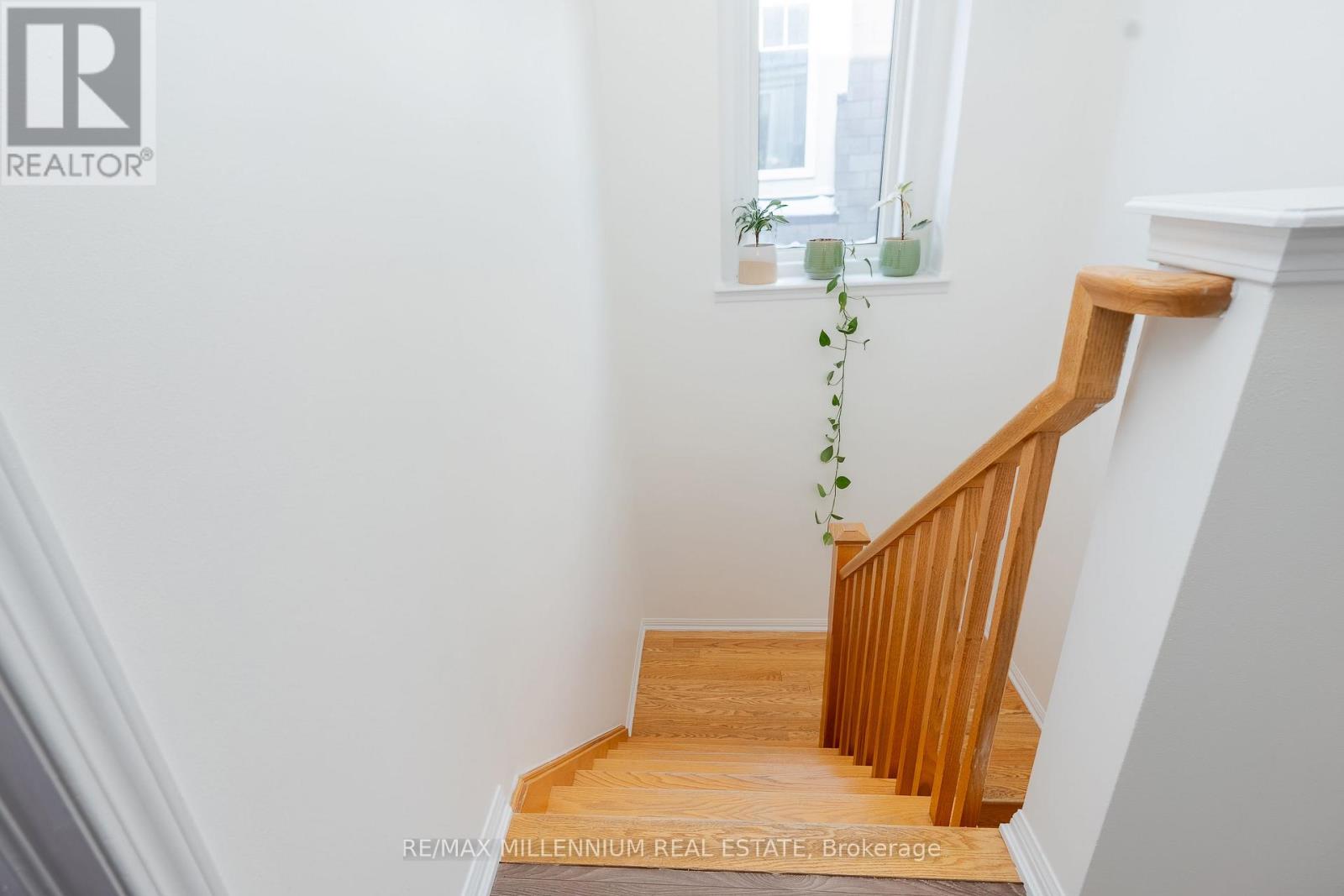 74 Lathbury Street, Brampton, Ontario  L7A 0R8 - Photo 37 - W12727234