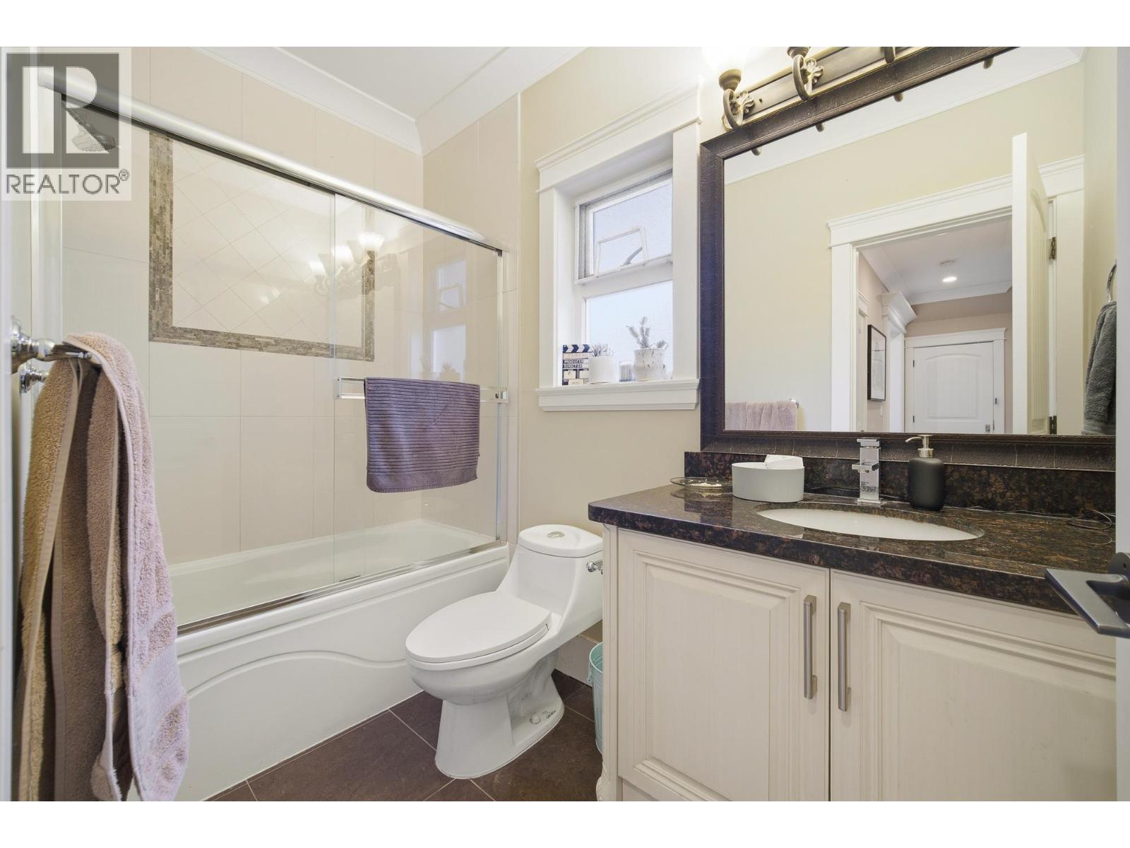 3741 Dundonald Avenue, Burnaby, British Columbia  V5G 3N6 - Photo 16 - R3081633