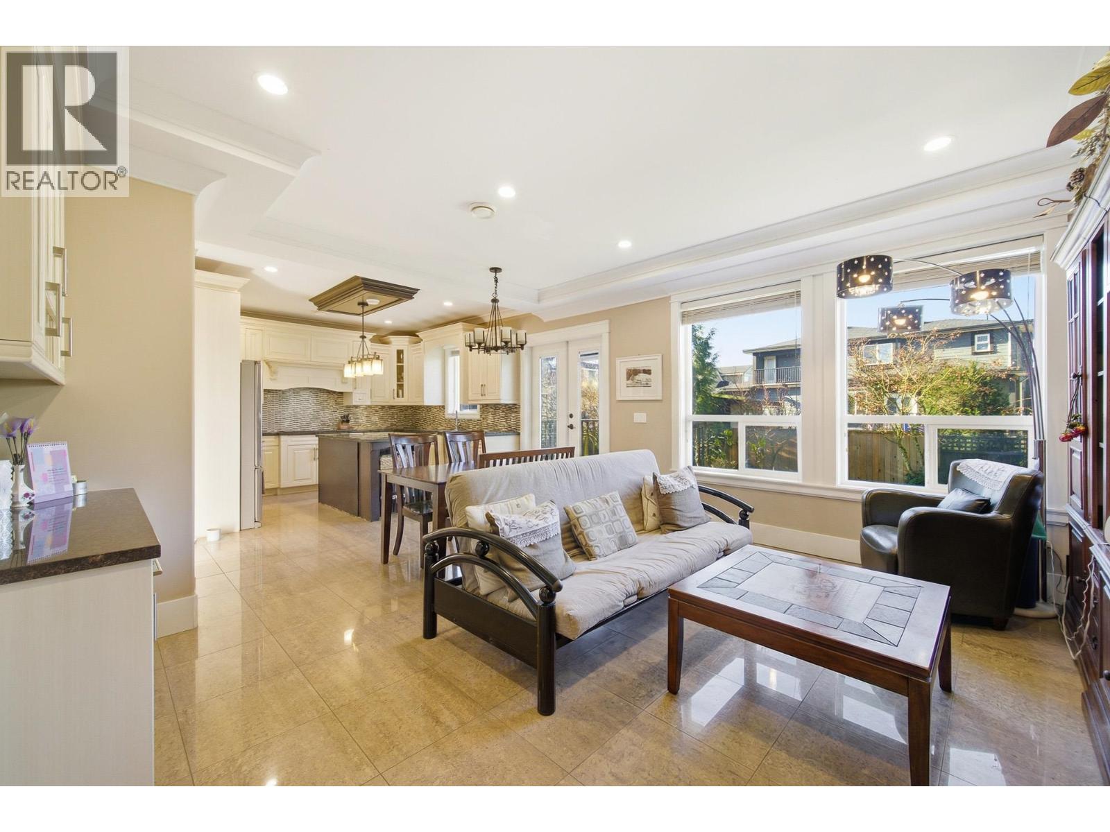 3741 Dundonald Avenue, Burnaby, British Columbia  V5G 3N6 - Photo 13 - R3081633