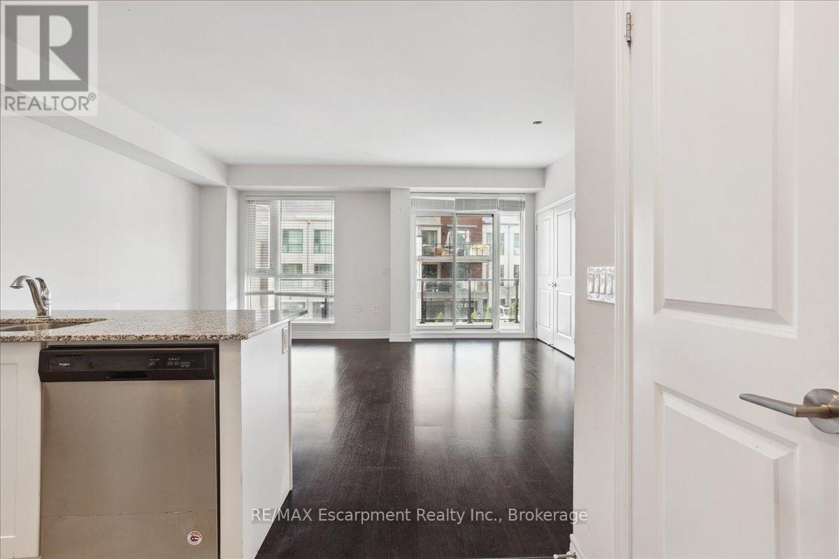 211 - 2370 Khalsa Gate, Oakville, Ontario  L6M 1P5 - Photo 5 - W12727260