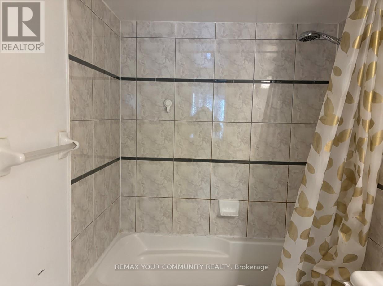 819 - 9015 Leslie Street, Richmond Hill, Ontario  L4B 4J8 - Photo 14 - N12725174