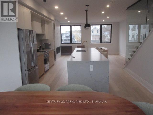 9 - 59 Charles Street, Newmarket, Ontario  L3Y 3V7 - Photo 5 - N12715246