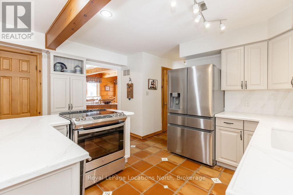 59 Wasaga Sands Drive, Wasaga Beach, Ontario  L9Z 1J4 - Photo 10 - S12727250