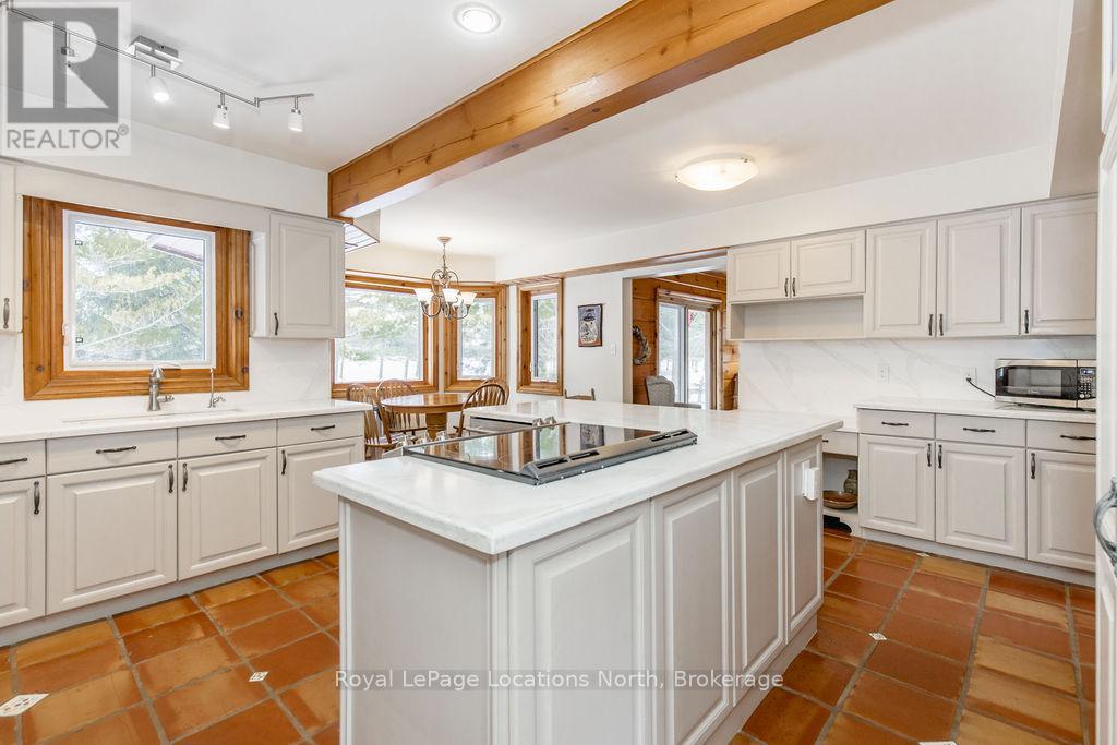 59 Wasaga Sands Drive, Wasaga Beach, Ontario  L9Z 1J4 - Photo 6 - S12727250