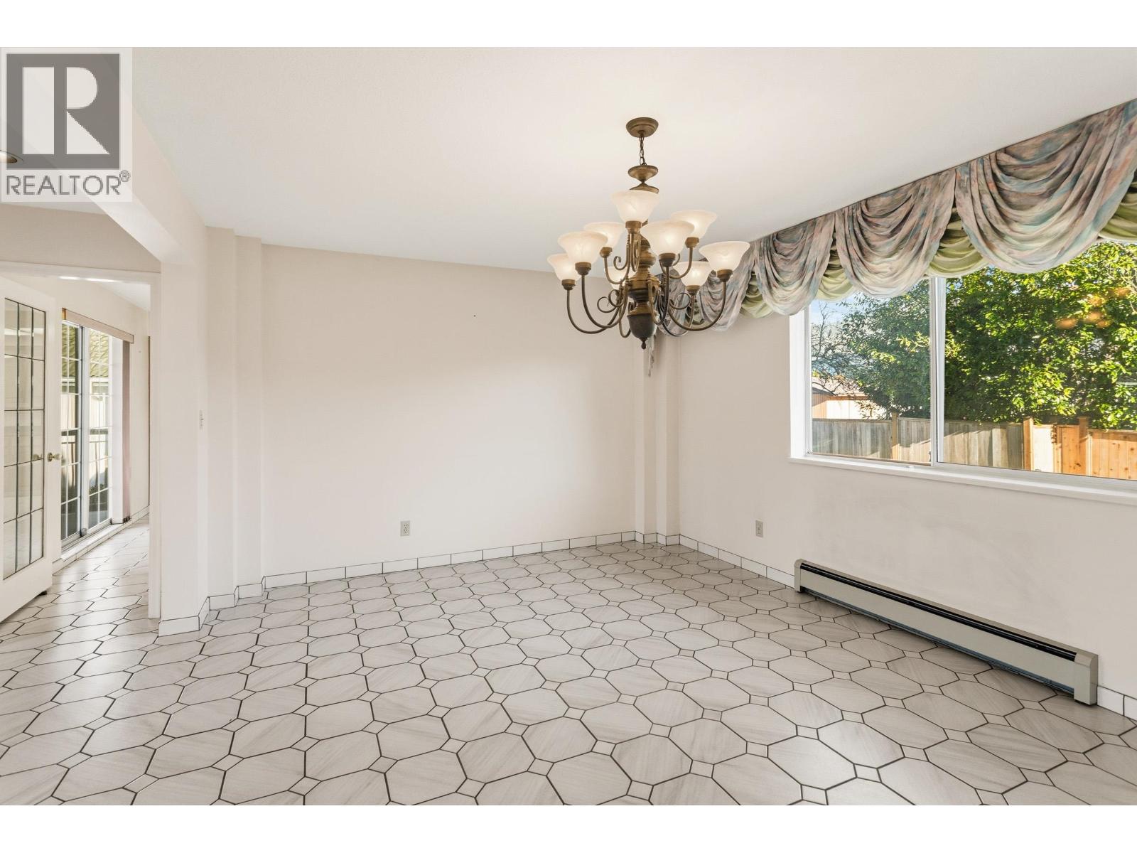 1506 Giles Place, Burnaby, British Columbia  V5A 3K6 - Photo 14 - R3082524