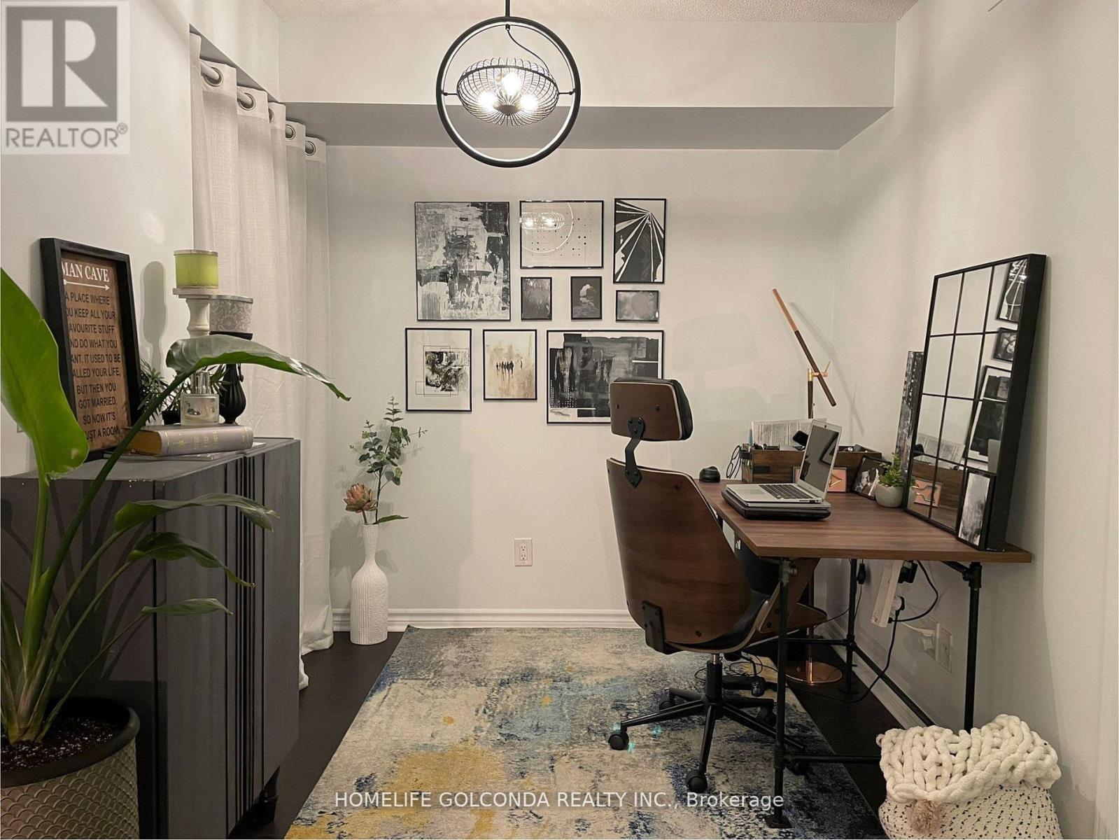 1803 - 19 Grand Trunk Crescent, Toronto, Ontario  M5J 3A3 - Photo 1 - C12727270