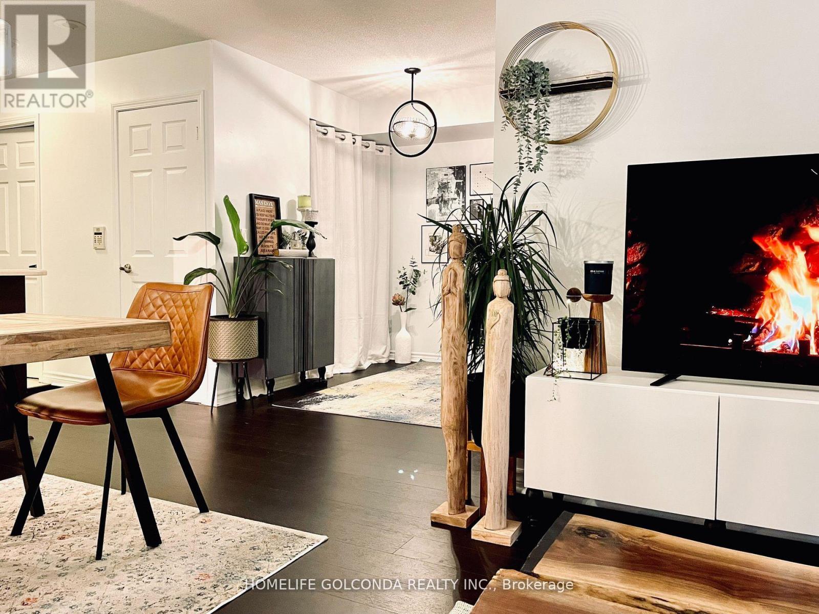 1803 - 19 Grand Trunk Crescent, Toronto, Ontario  M5J 3A3 - Photo 7 - C12727270