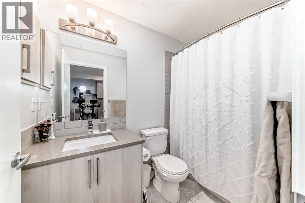 2401, 42 Cranbrook Gardens Se, Calgary, Alberta  T3M 3P9 - Photo 18 - A2273729