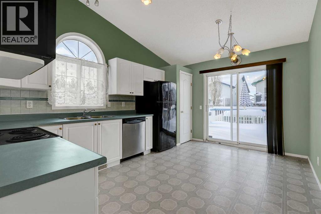 11324 92a Street, Grande Prairie, Alberta  T8V 7E7 - Photo 7 - A2277898