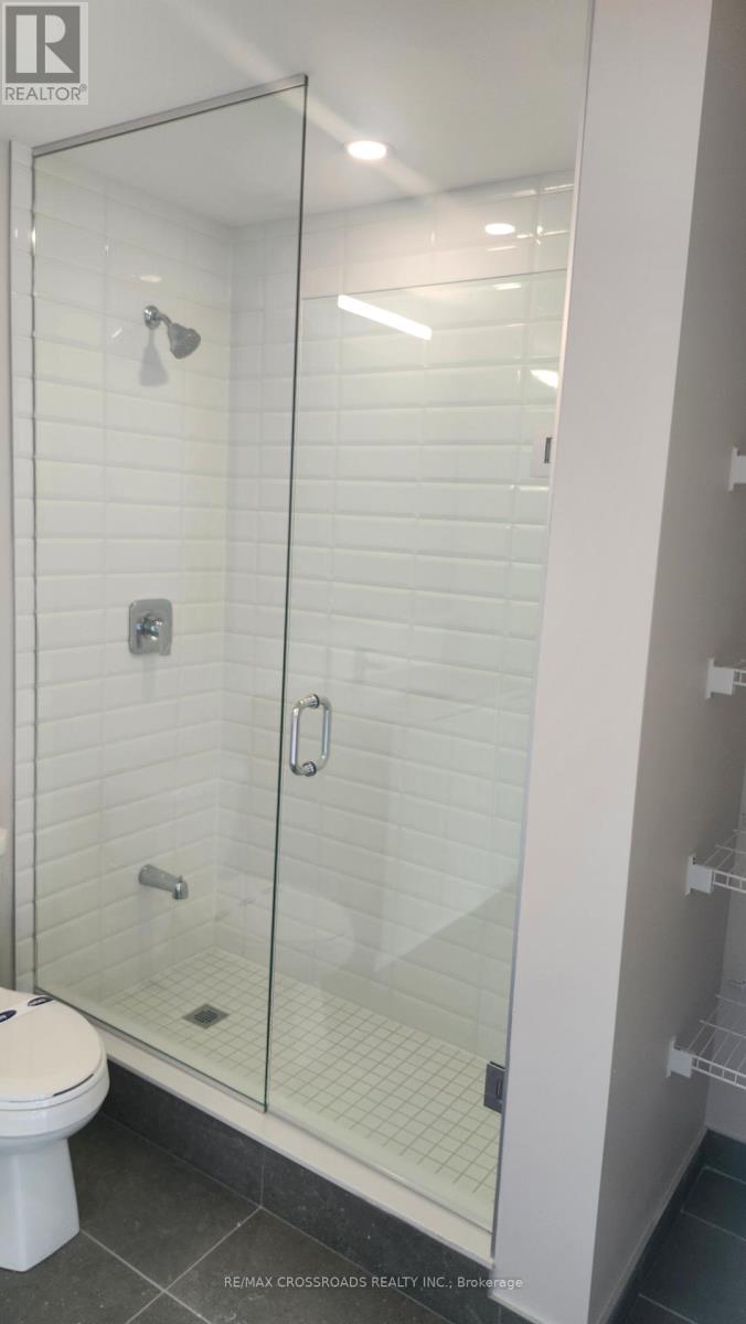 511 - 720 Whitlock Avenue, Milton, Ontario  L9E 2B5 - Photo 9 - W12727238