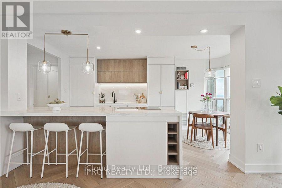 805 - 2210 Lakeshore Road, Burlington, Ontario  L7R 4J9 - Photo 11 - W12727242