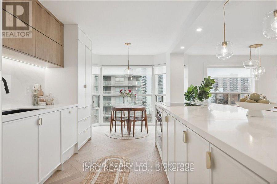 805 - 2210 Lakeshore Road, Burlington, Ontario  L7R 4J9 - Photo 14 - W12727242