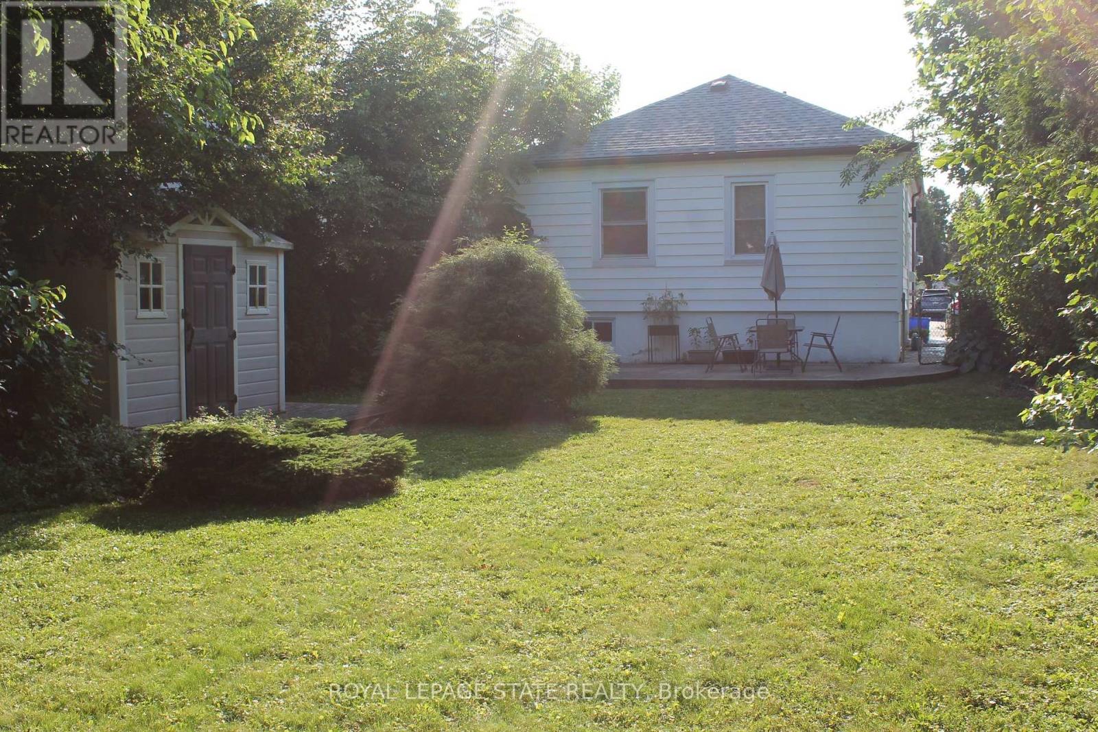 B - 191 East 25th Street, Hamilton, Ontario  L8V 3A4 - Photo 17 - X12727264