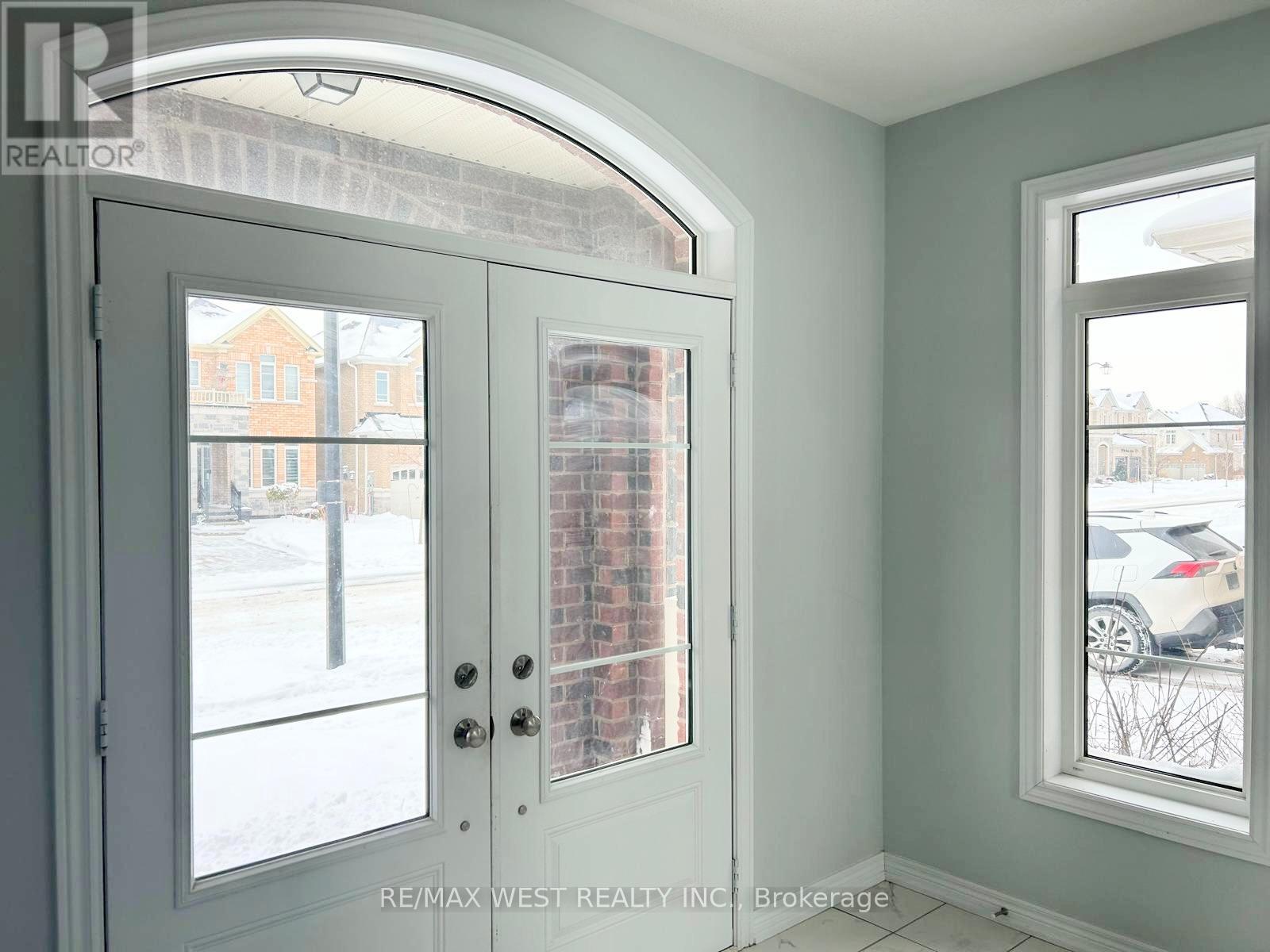 5 Drake Avenue, Brant, Ontario  N3L 0H9 - Photo 2 - X12727274