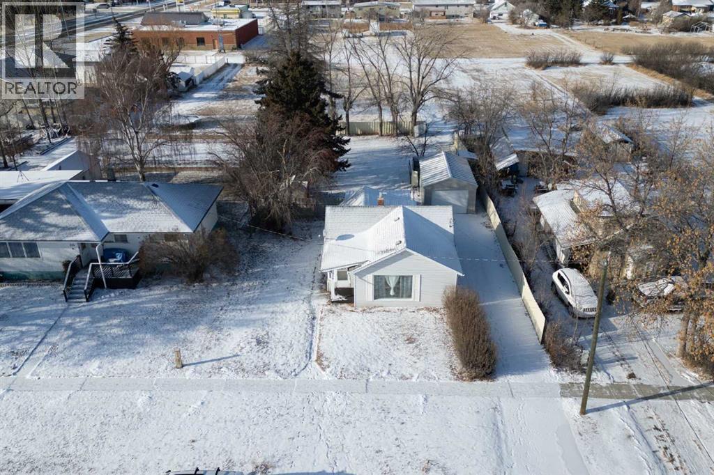 236 N 100 W, Raymond, Alberta  T0K 2S0 - Photo 20 - A2281013