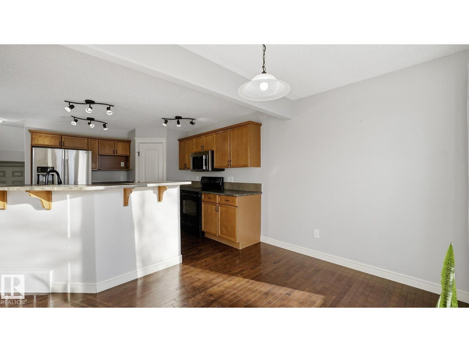 9 Hickory Tr, Spruce Grove, Alberta  T7X 0A6 - Photo 8 - E4470994