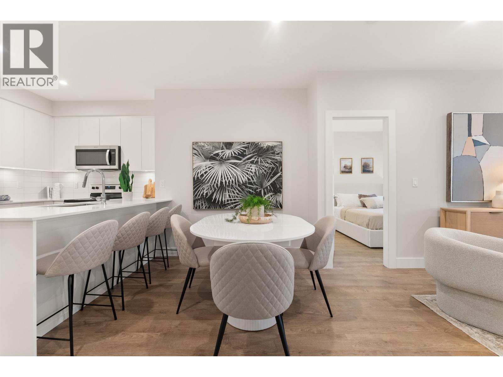 211 1942 Starling Drive, Tsawwassen, British Columbia  V4M 0H1 - Photo 4 - R3082665